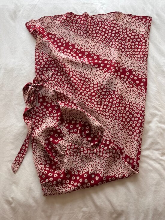 Realisation Par Dresses & Skirts - Realisation par the Sadie in Marguerite Rouge